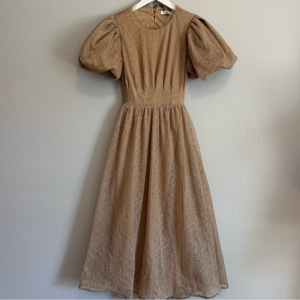 NWT Klesis Open Back Pearl‎ Midi Dress Puffed Sleeve Textured Tan Neutral Small - Picture 2 of 12